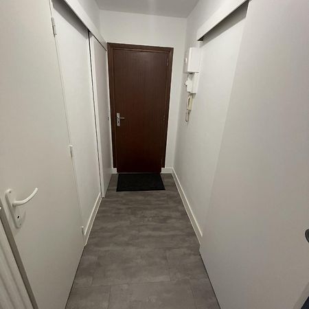 Logement Neuf A Proximite Du Centre Ville Avec Parking Limoges Esterno foto