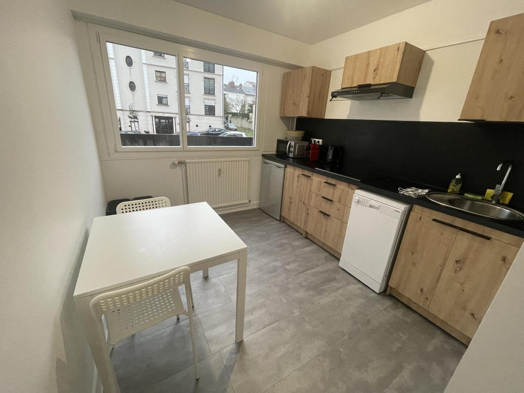 Logement Neuf A Proximite Du Centre Ville Avec Parking Limoges Esterno foto